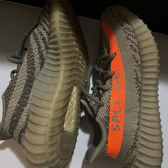 Yeezy size 5 unisex - Picture 4 of 8